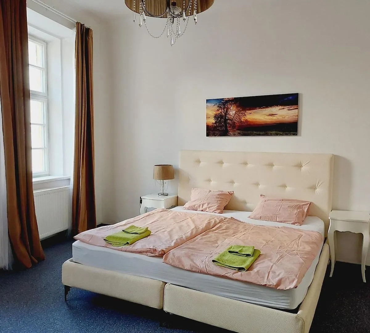 Just 3 Min Walk Old Town Center Private Room E Prag
